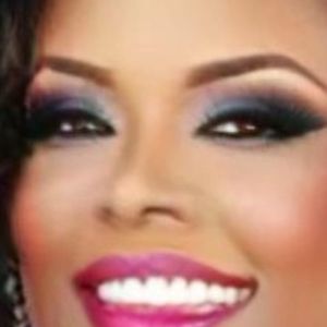 Meet your Posher, Jacqueline